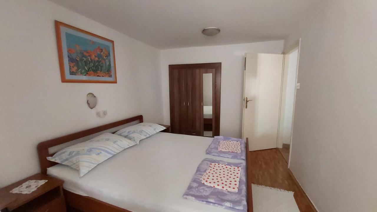 Apartment Uskok Сень Екстер'єр фото