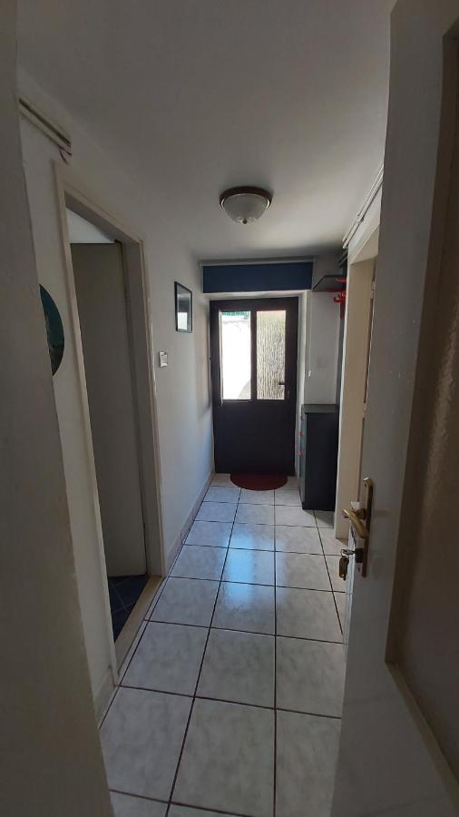 Apartment Uskok Сень Екстер'єр фото
