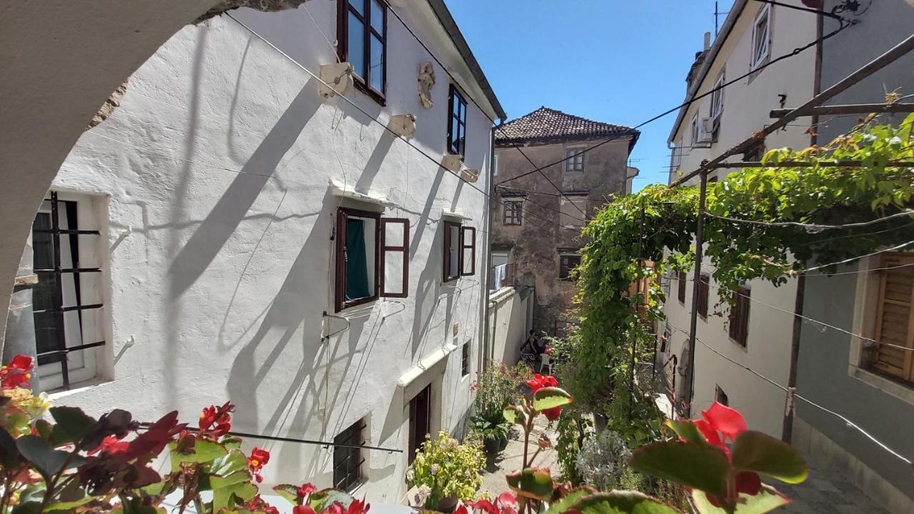 Apartment Uskok Сень Екстер'єр фото